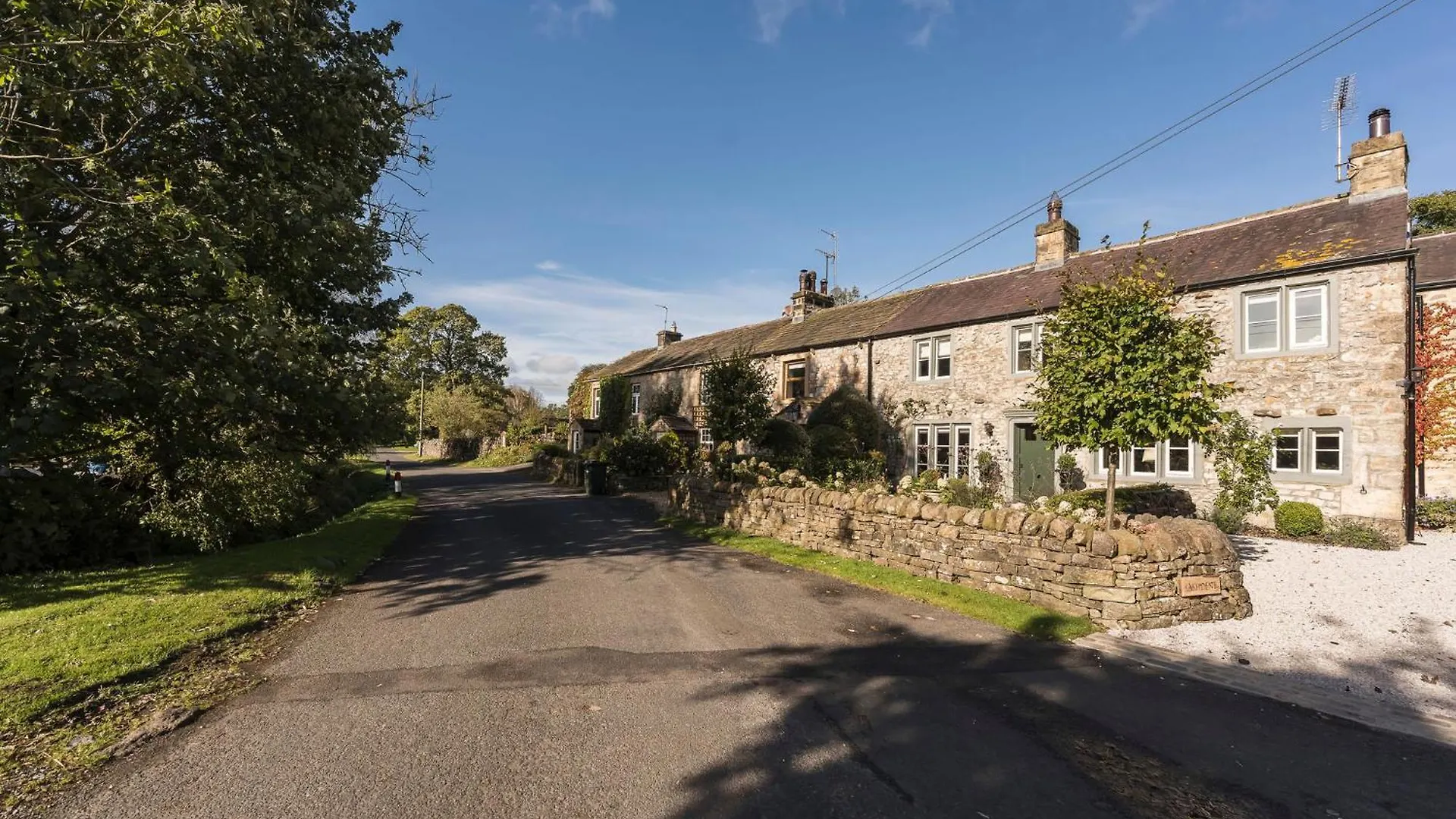 Wellybob Cottage, By Birch Stays - New Home Skipton 0*,  Velká Británie