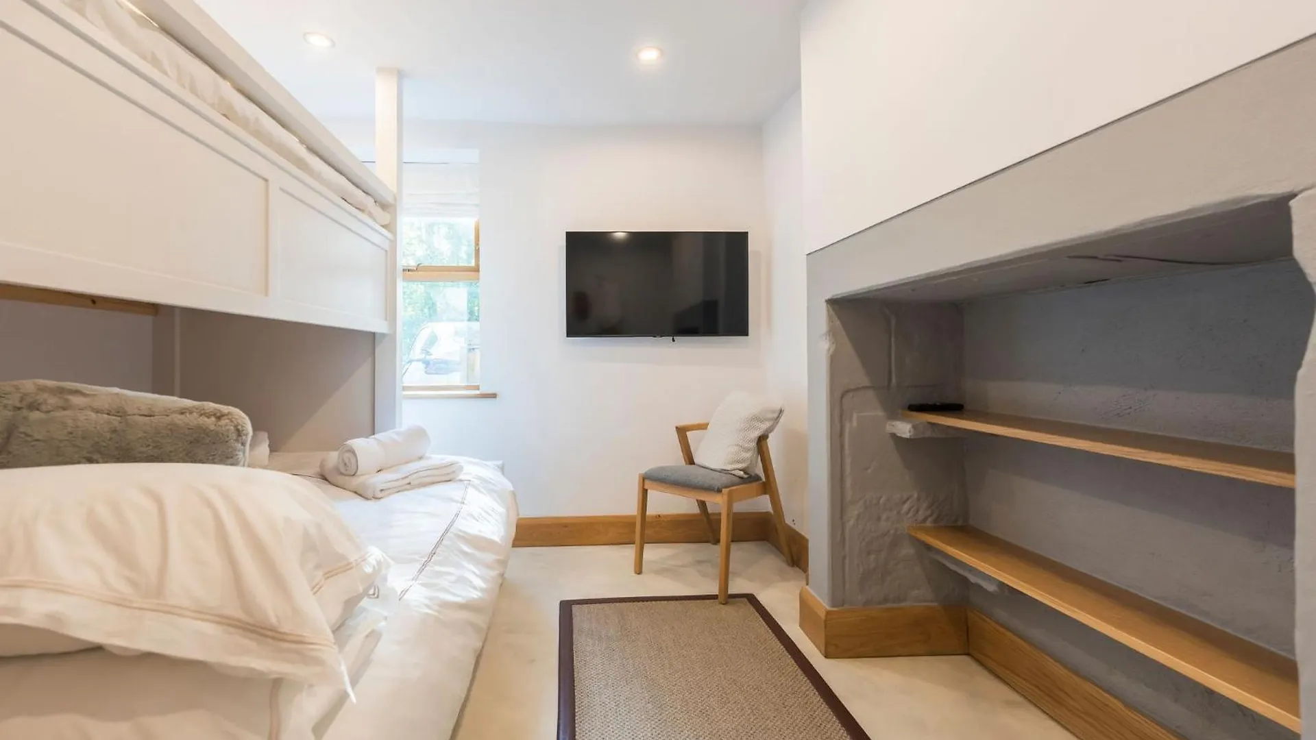 Wellybob Cottage, By Birch Stays - New Home Skipton 0*,